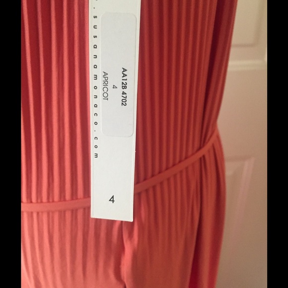 NWT Susana Monaco Mila Pleated Maxi Dress,… - Picture 4 of 4